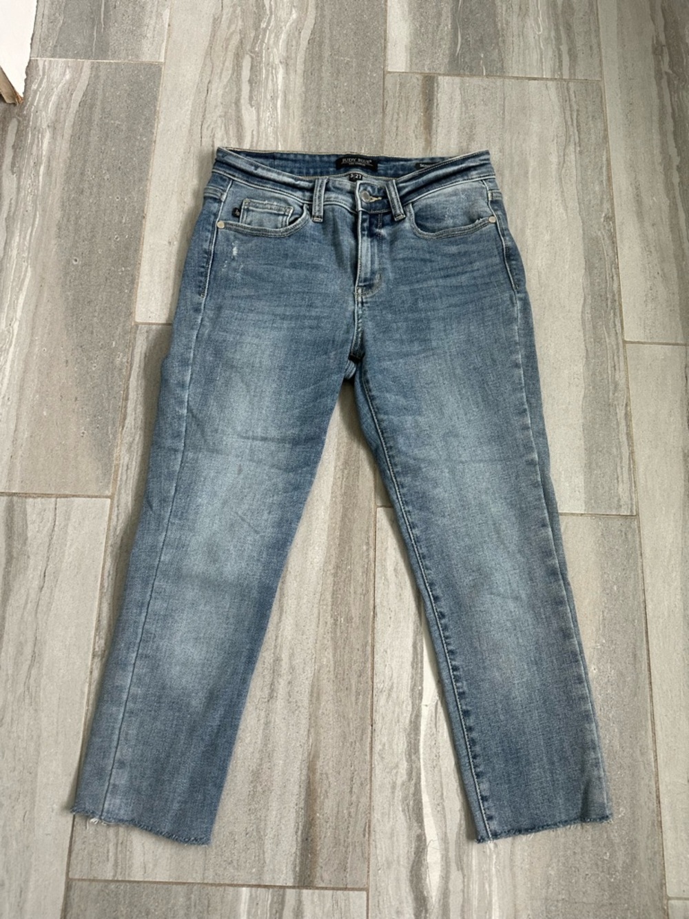Judy Blue Light Blue Cropped Straight Leg Jeans